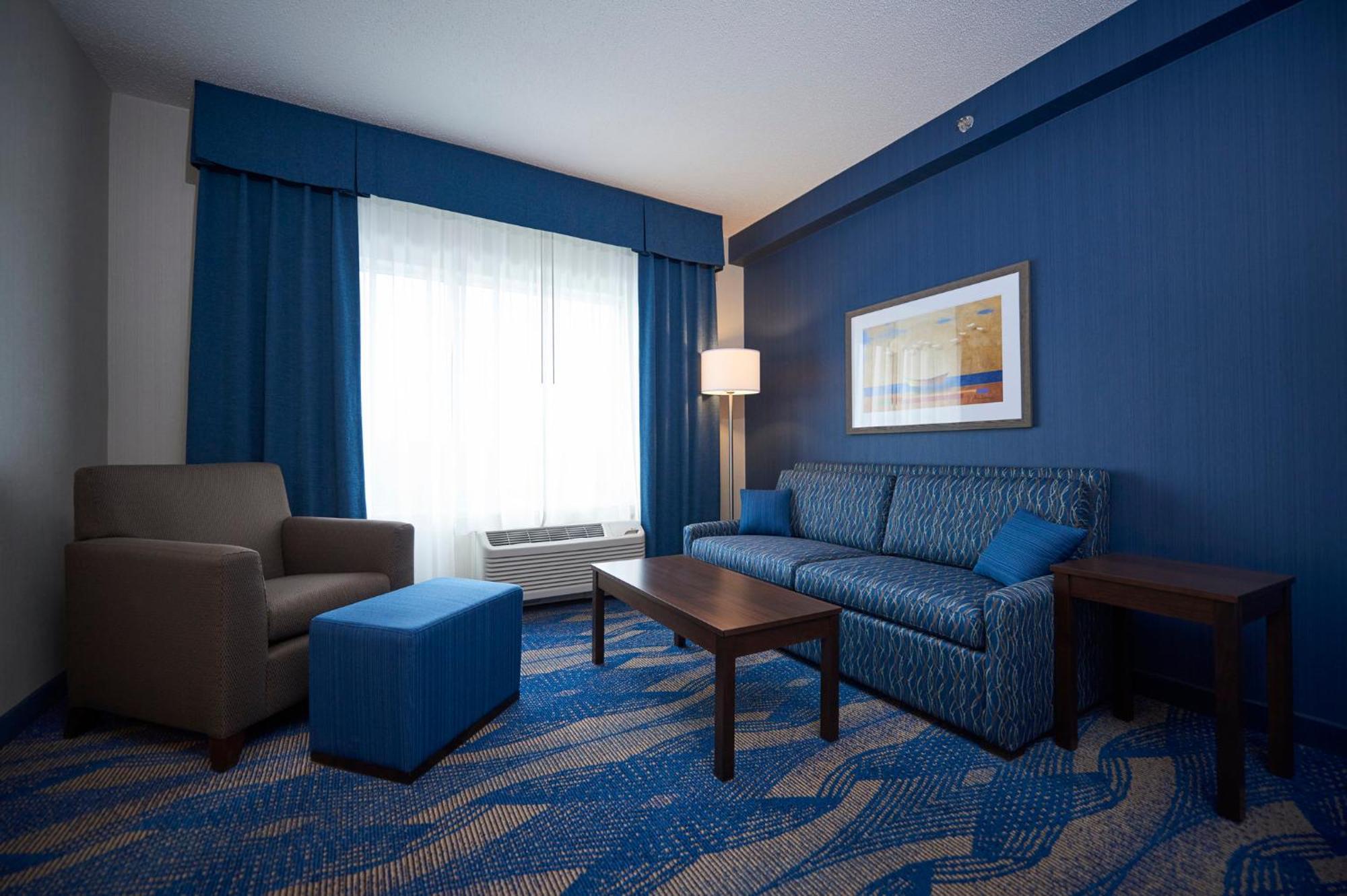 Holiday Inn Express & Suites St. John'S Airport By Ihg Exterior foto